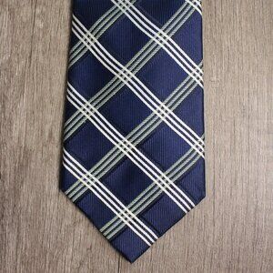 Izod 100% Silk Navy Green Tie‎